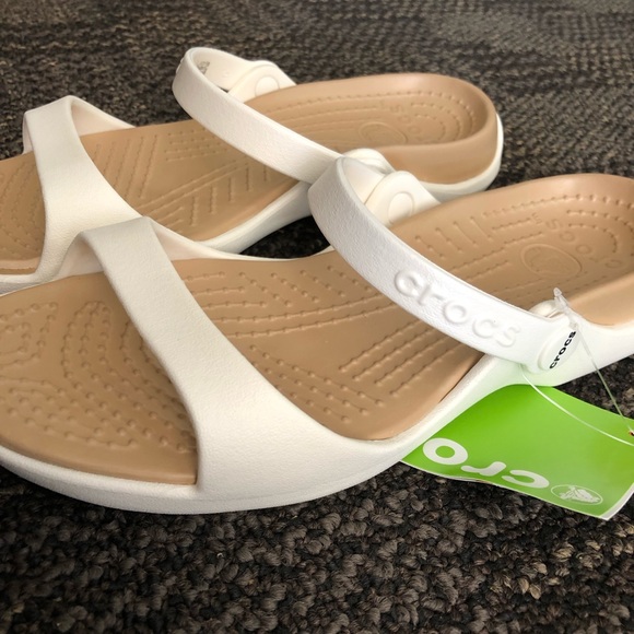 Crocs Women’s Cleo Sandal - NEW - Picture 2 of 7